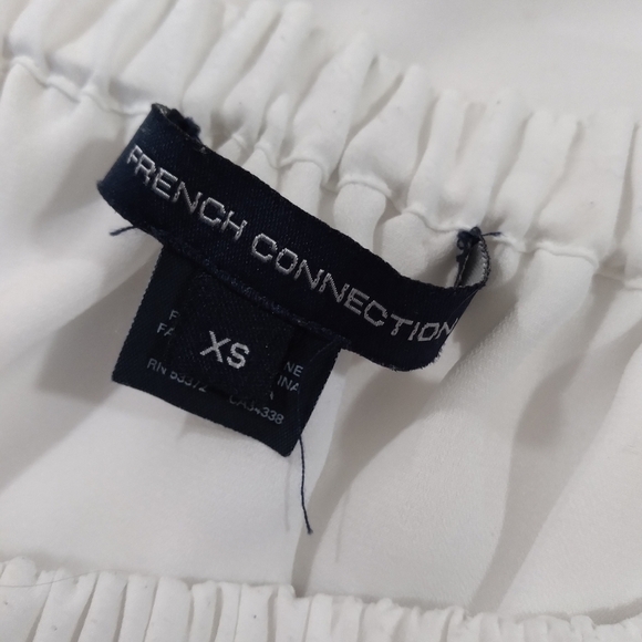 French Connection white flowy full top - Picture 4 of 11